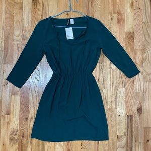 NWT H&M dark green cinched short dress